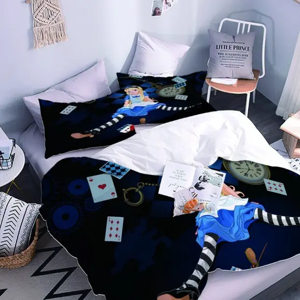 Påslakan Alice i Underlandet och Kortleken - Sovmoln